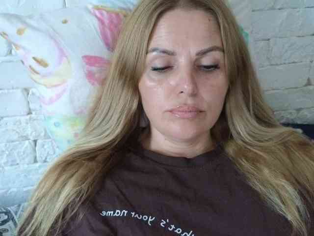 Angel_girllovemy webcam
