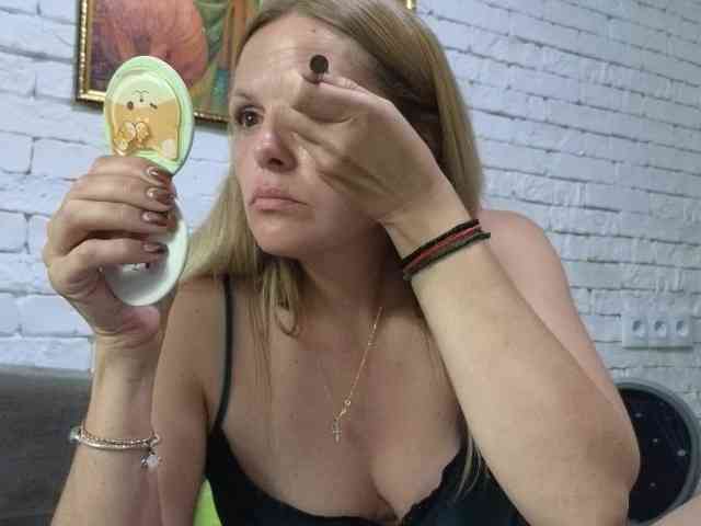 Angel_girllovemy webcam