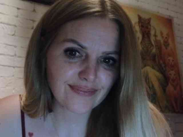 Angel_girllovemy webcam