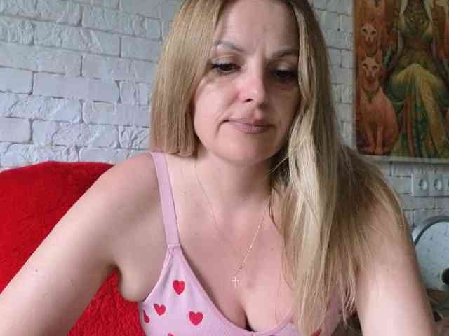 Angel_girllovemy webcam