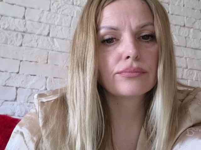 Angel_girllovemy webcam