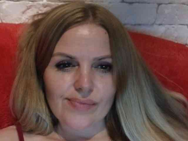 Angel_girllovemy webcam