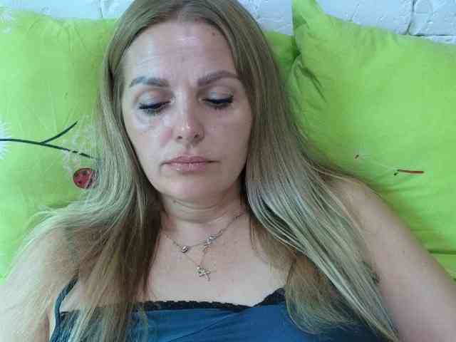 Angel_girllovemy webcam