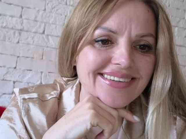 Angel_girllovemy webcam