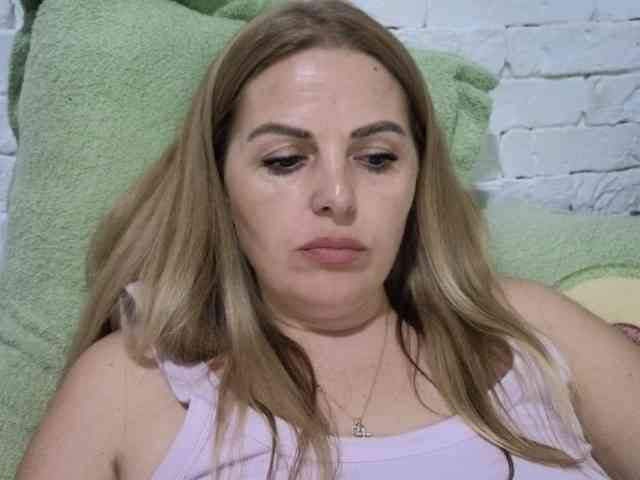 Angel_girllovemy webcam