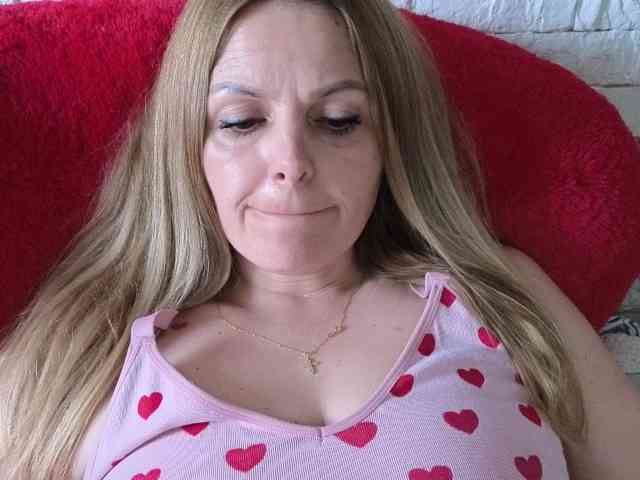 Angel_girllovemy webcam