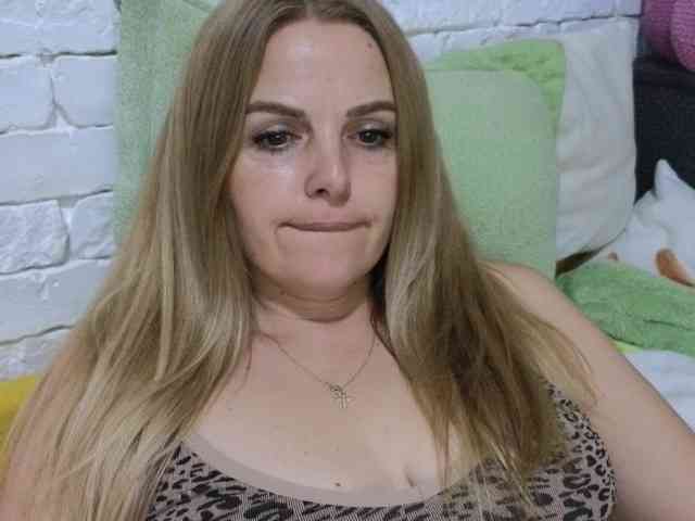 Angel_girllovemy webcam