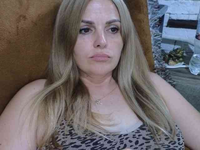 Angel_girllovemy webcam