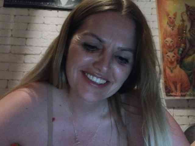 Angel_girllovemy webcam