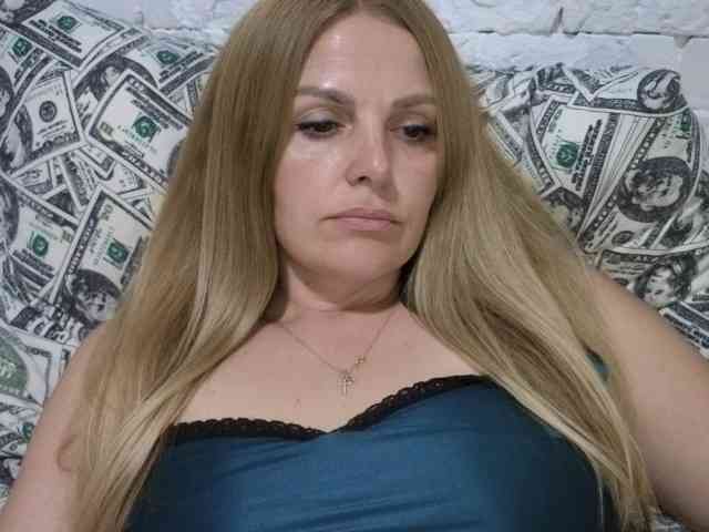 Angel_girllovemy webcam