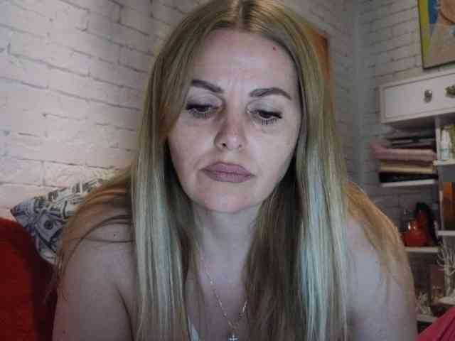 Angel_girllovemy webcam