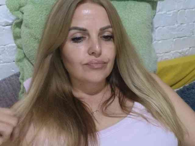 Angel_girllovemy webcam