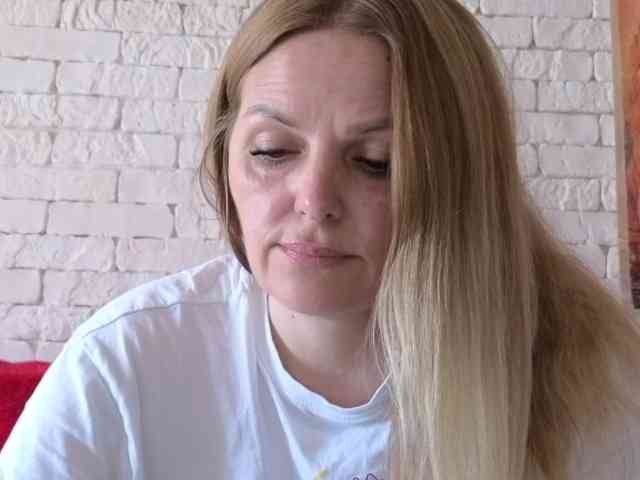Angel_girllovemy webcam