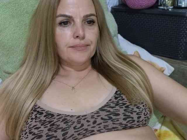 Angel_girllovemy webcam