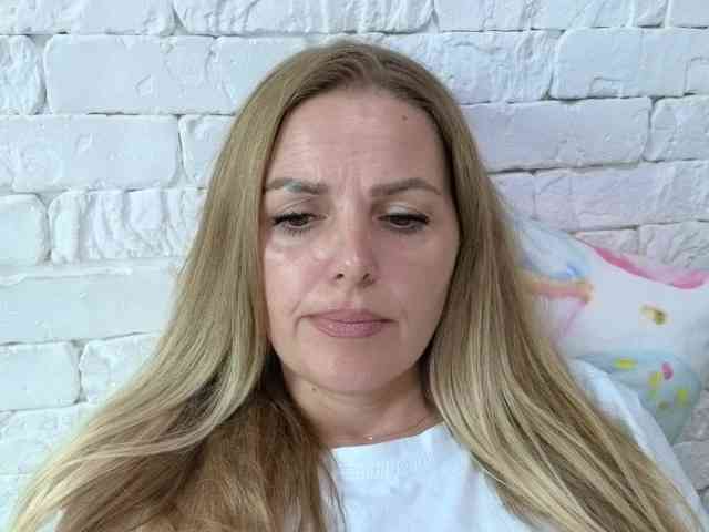 Angel_girllovemy webcam