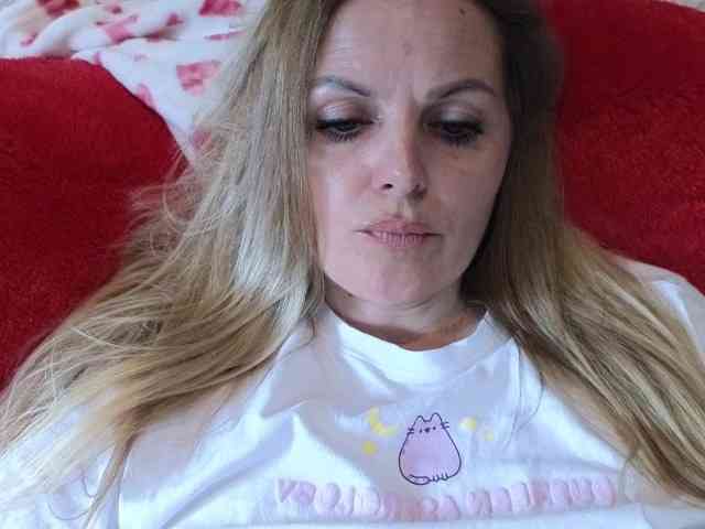 Angel_girllovemy webcam