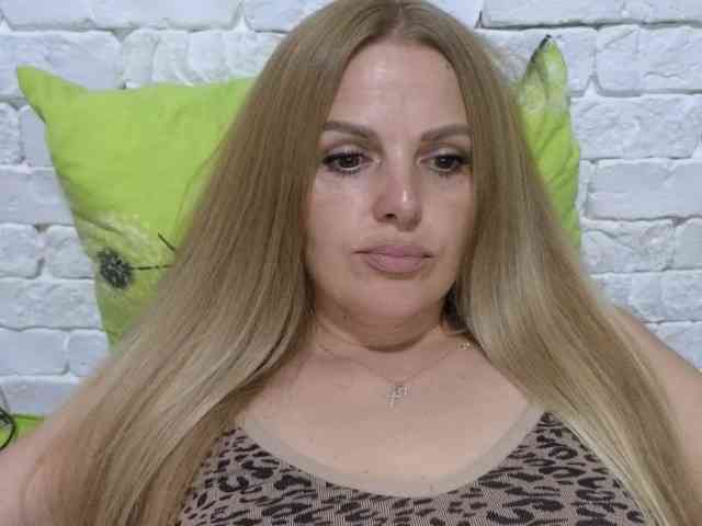 Angel_girllovemy webcam