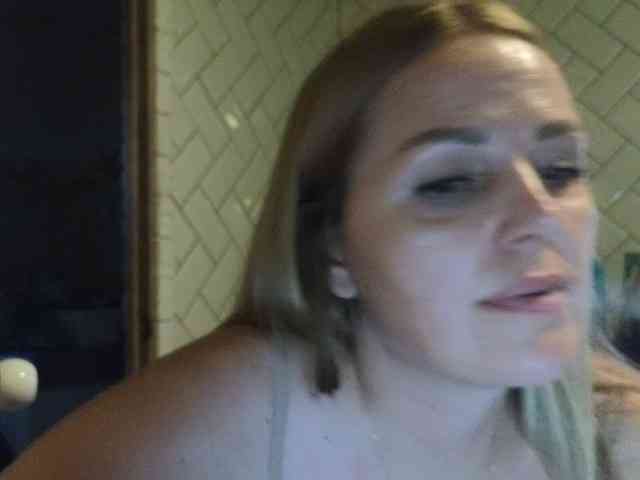 Angel_girllovemy webcam