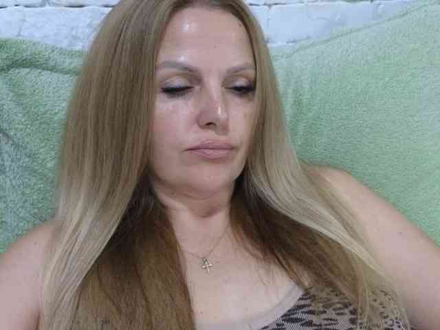 Angel_girllovemy webcam
