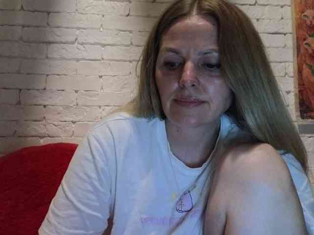 Angel_girllovemy webcam