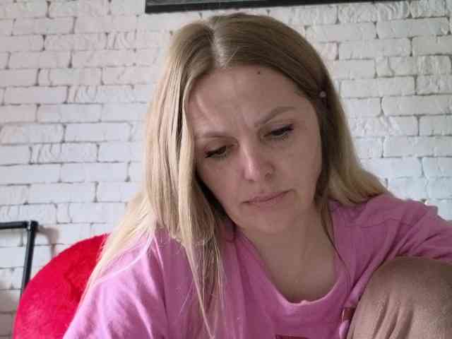 Angel_girllovemy webcam