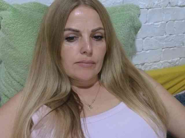 Angel_girllovemy webcam