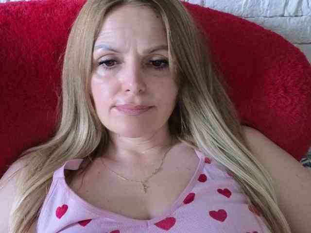 Angel_girllovemy webcam