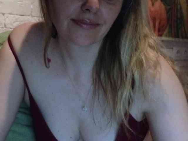 Angel_girllovemy webcam