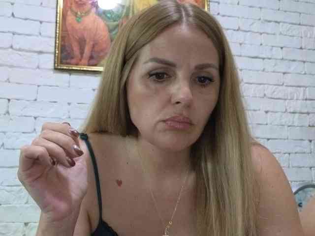 Angel_girllovemy webcam