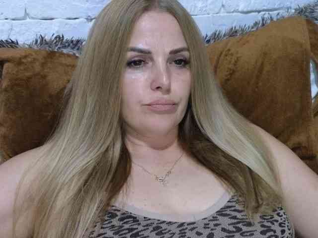 Angel_girllovemy webcam