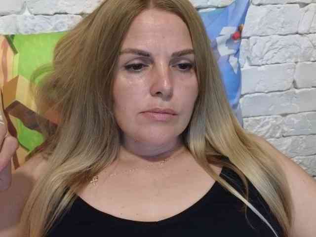 Angel_girllovemy webcam