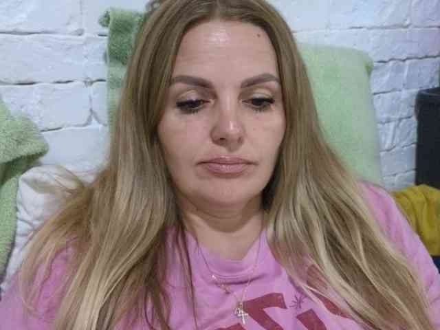 Angel_girllovemy webcam