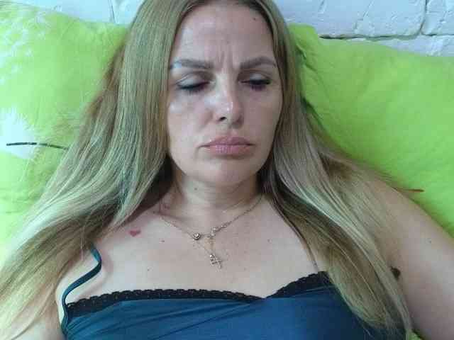 Angel_girllovemy webcam