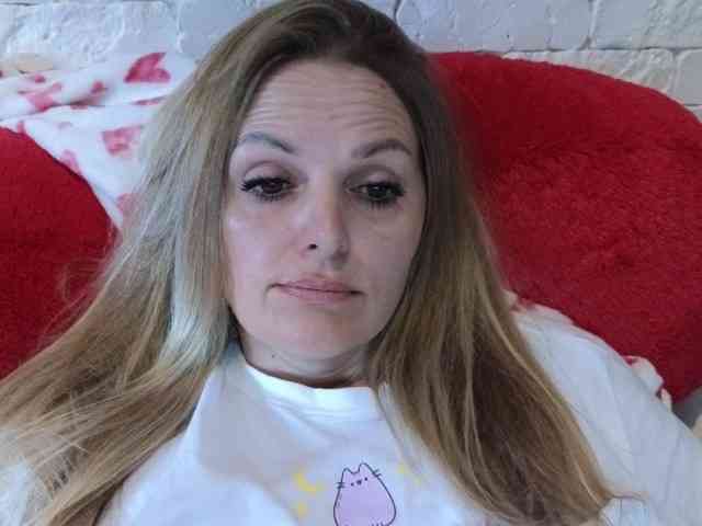 Angel_girllovemy webcam