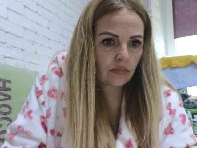 Angel_girllovemy webcam
