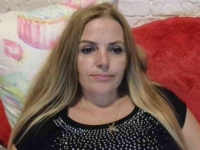 Angel_girllovemy webcam