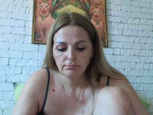 Angel_girllovemy webcam