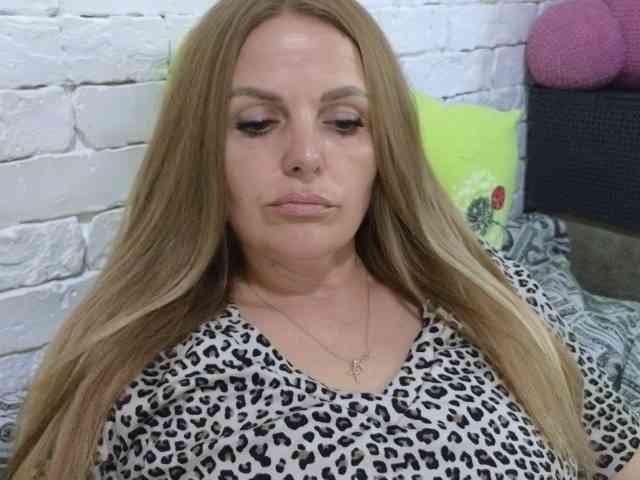 Angel_girllovemy webcam
