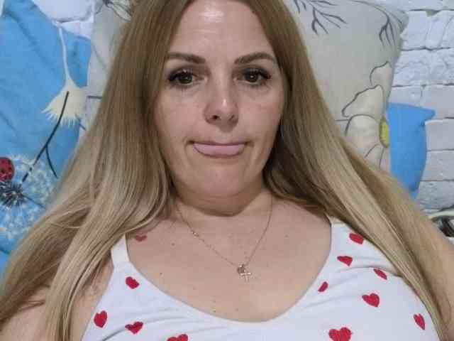 Angel_girllovemy webcam
