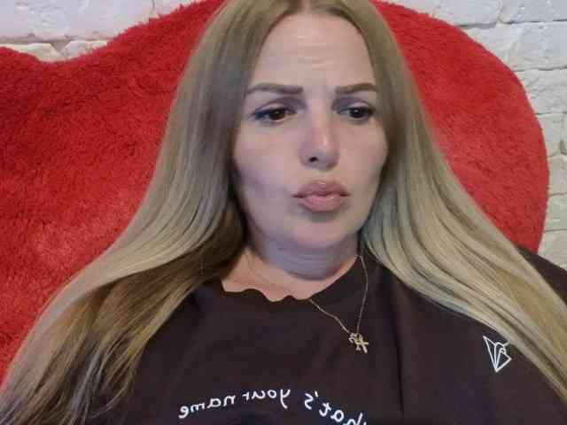 Angel_girllovemy webcam