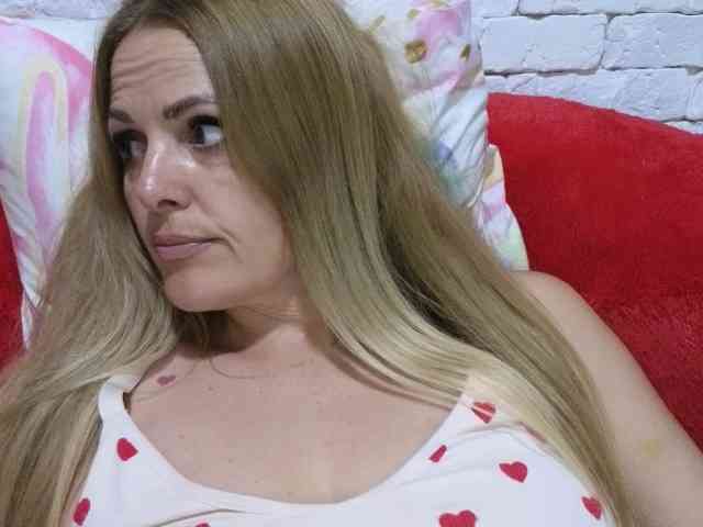 Angel_girllovemy webcam