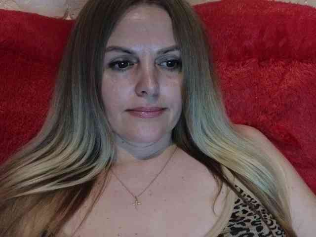 Angel_girllovemy webcam