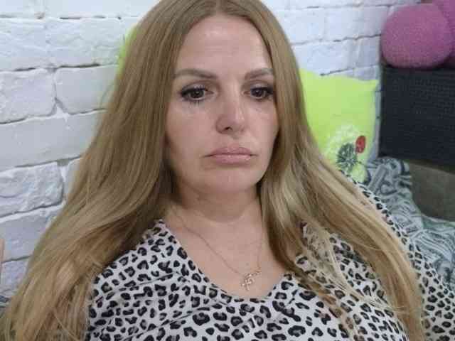 Angel_girllovemy webcam
