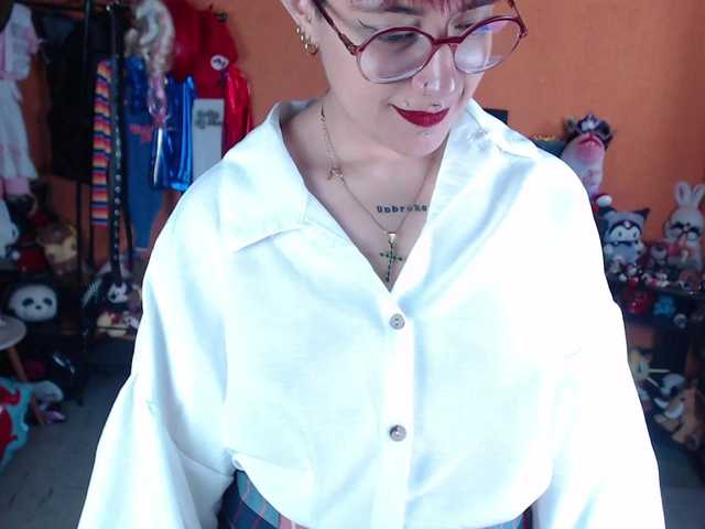 MissMia live webcam show