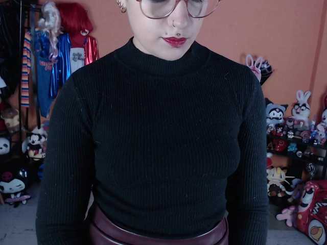 MiaJhons