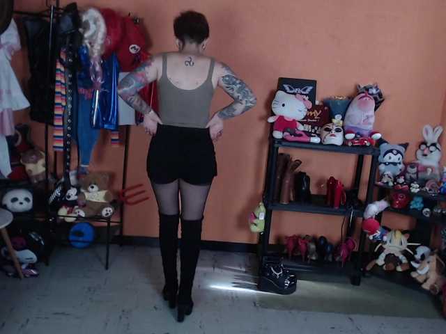 MiaJhons live webcam show