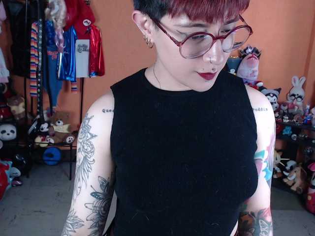 MiaJhons