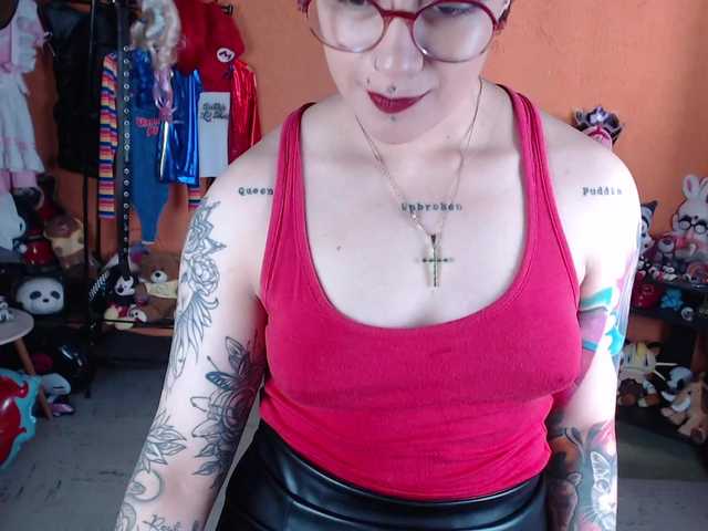 MiaJhons live cam on BongaCams