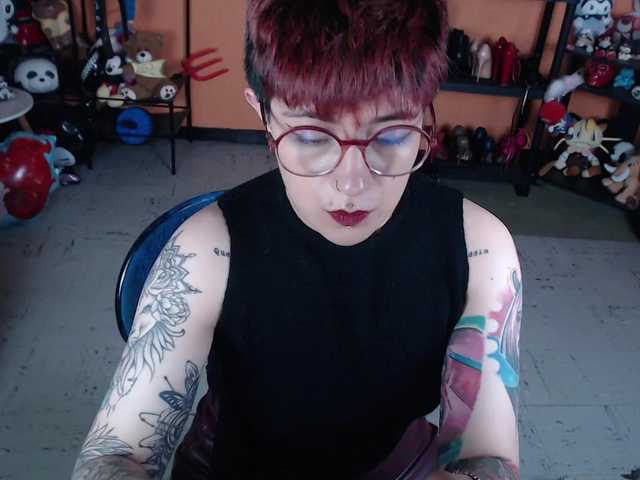 MissMia live webcam show
