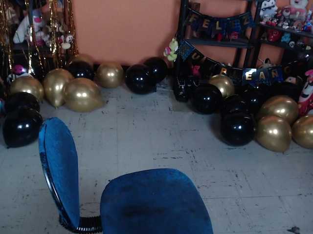 MiaJhons
